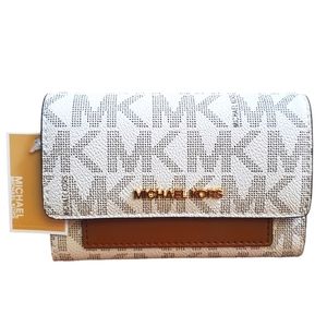 NWT Michael Kors Jet Set monogram wallet